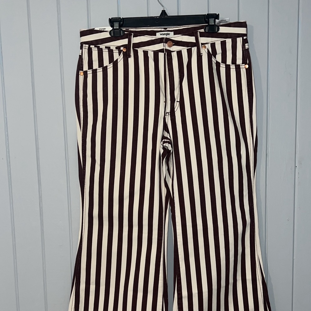 New Wrangler Wanderer Striped Flares